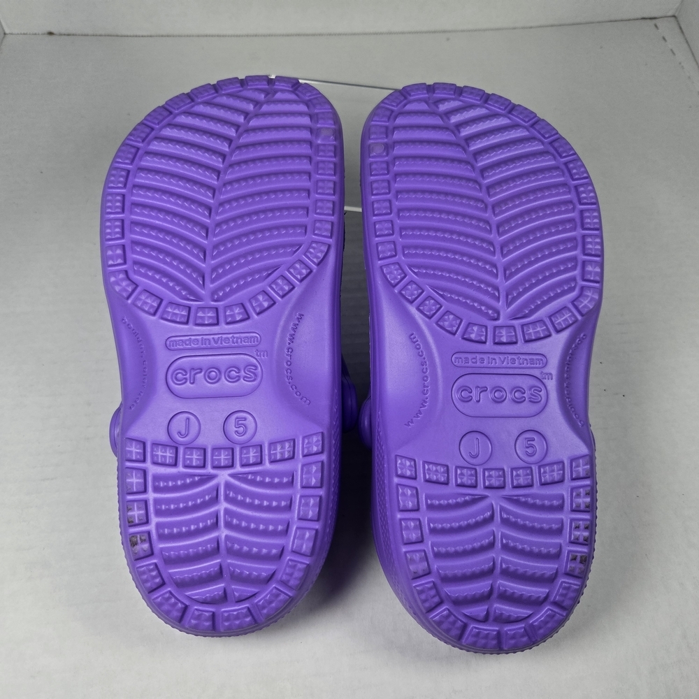 Crocs Kids Purple Classic Clog Slip-ons - Size J5 Big Girl 5 - Picture 7 of 8